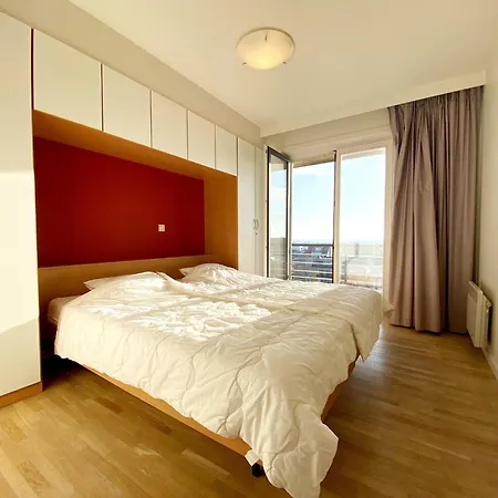 Apartment In By The