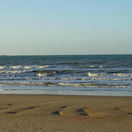 In By The Apartamento *